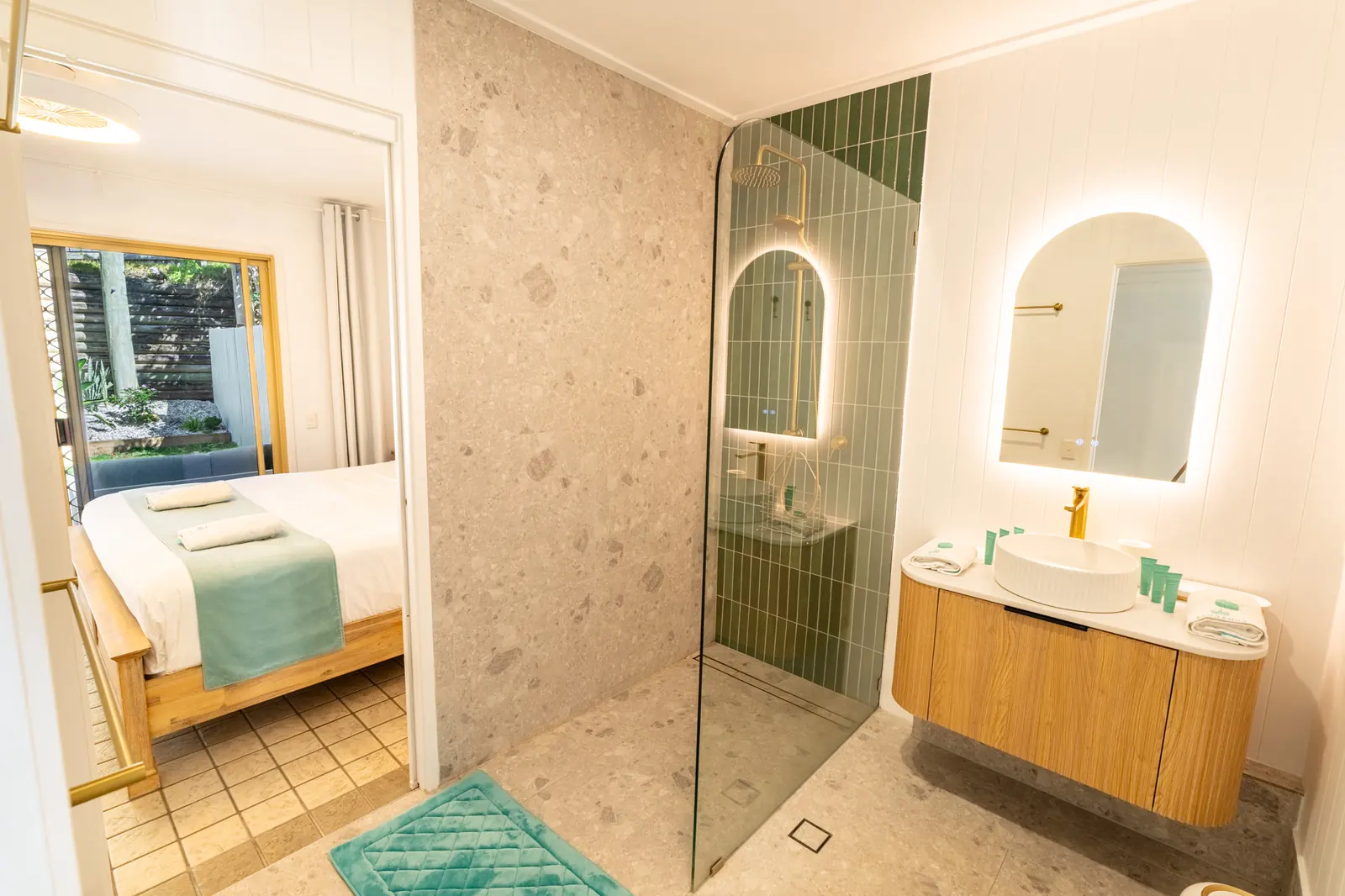 The bathroom inside a Deluxe Ocean villa at Pandanus Palms Resort